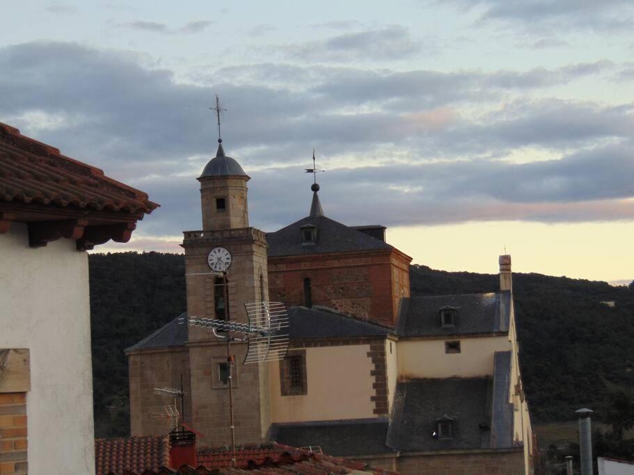 Casa De Ensueno En El Casco Antiguo Vila San Martín de Valdeiglesias Exterior foto